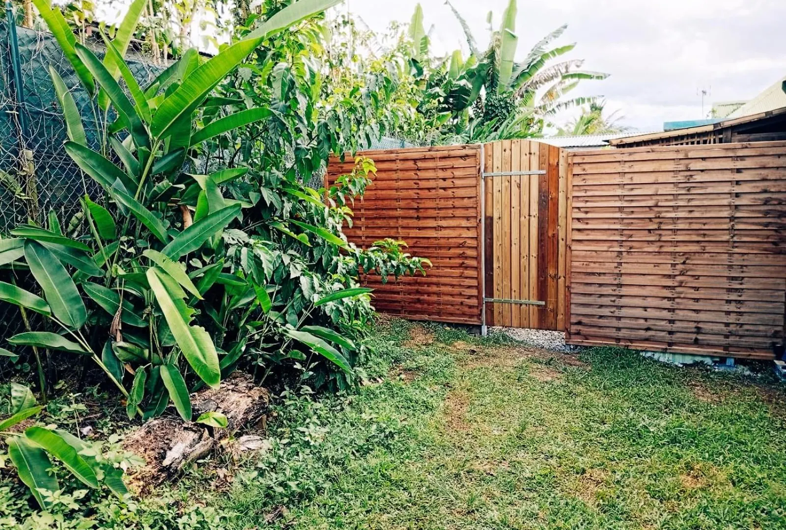 شقة Charmant Bungalow Tout En Bois De 35 M2 Amenage A Neuf Lamentin غوادلوب